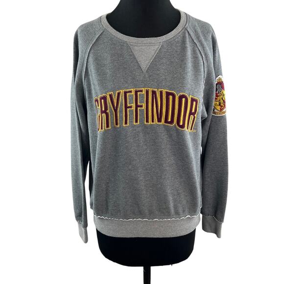 Harry Potter Gryffindor Universal Studios Gray Sweatshirt Cotton Crew Neck Sz M - Picture 1 of 8